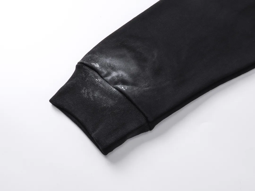 【 . Quality】BALENCI*GA/ .24SS B . ， Y ， 。 . Authentic ， ！ ZP 。 460 ， . ， ，。 。 ， ， 。 。 OS . Same Style ：BL 238936 ：Black Size：XS S M L